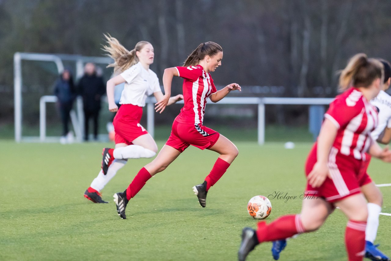 Bild 273 - wBJ SV Wahlstedt - TuS Tensfeld : Ergebnis: 0:1